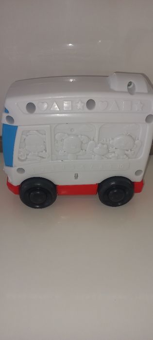 Играчки Tolo и Fisher Price