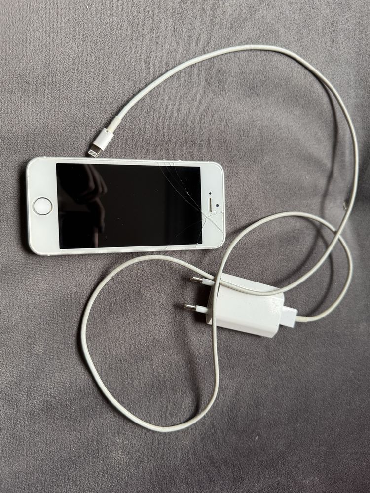 iPhone ES  mini.   ….