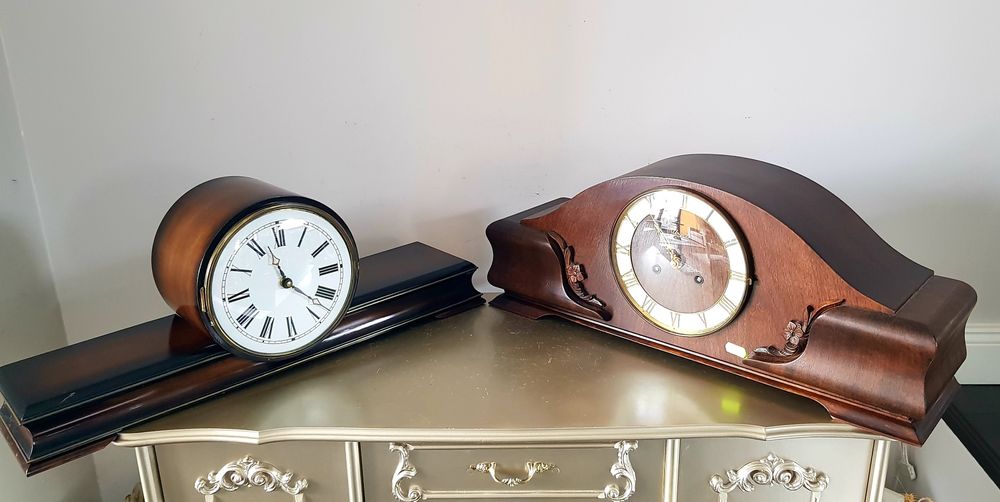 Ceas vechi de semineu