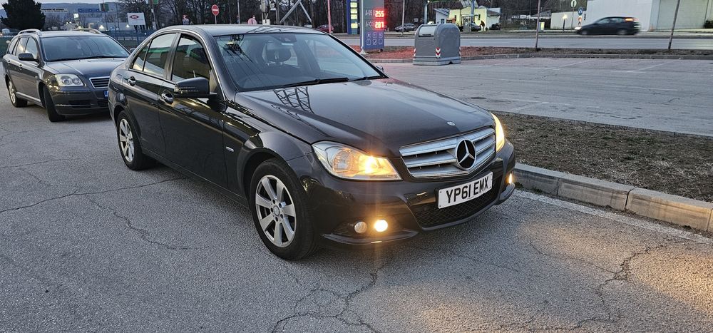На части продаден е само мотора.0886004632