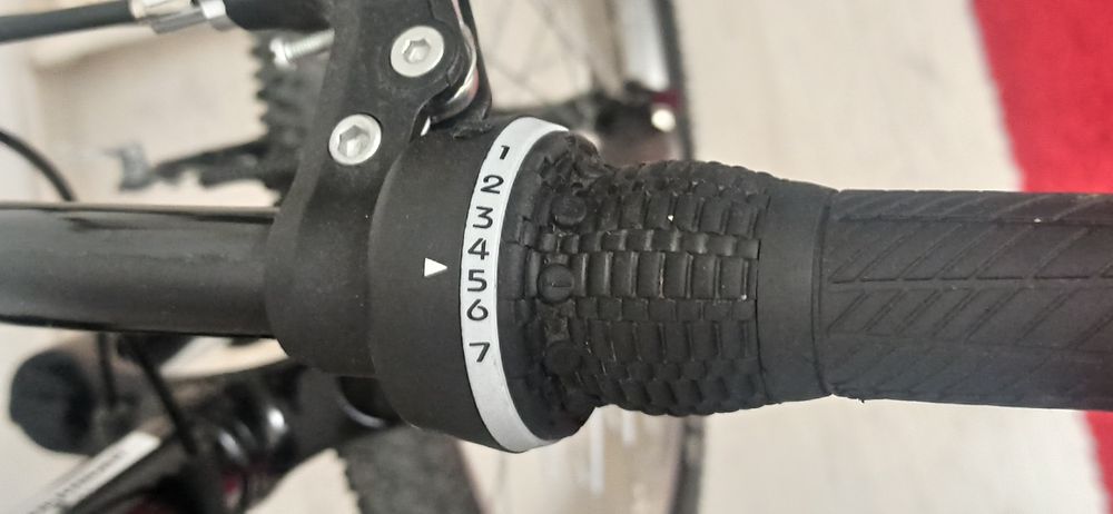 Bicicletă Rockrider ST50 roți 26