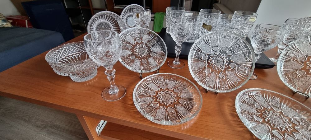 Obiecte de cristal - Pahare si farfurii