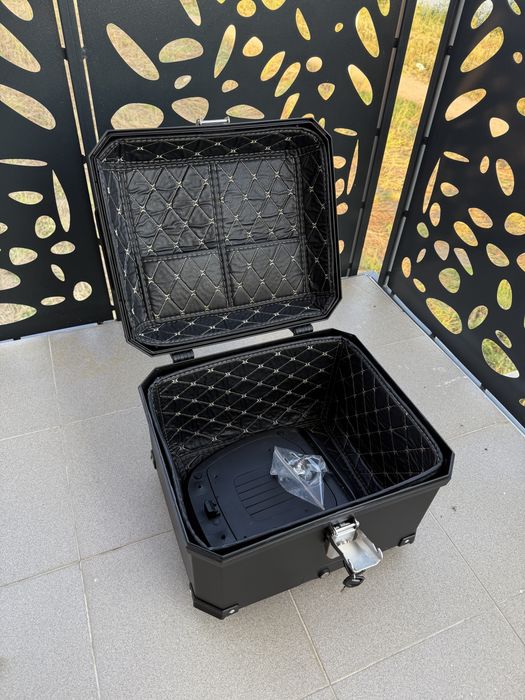 Motocicleta Top Case 57 Litru