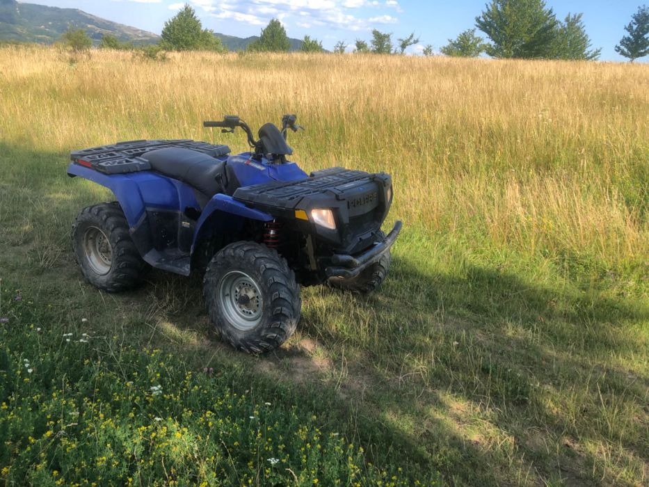 Vând Atv polaris