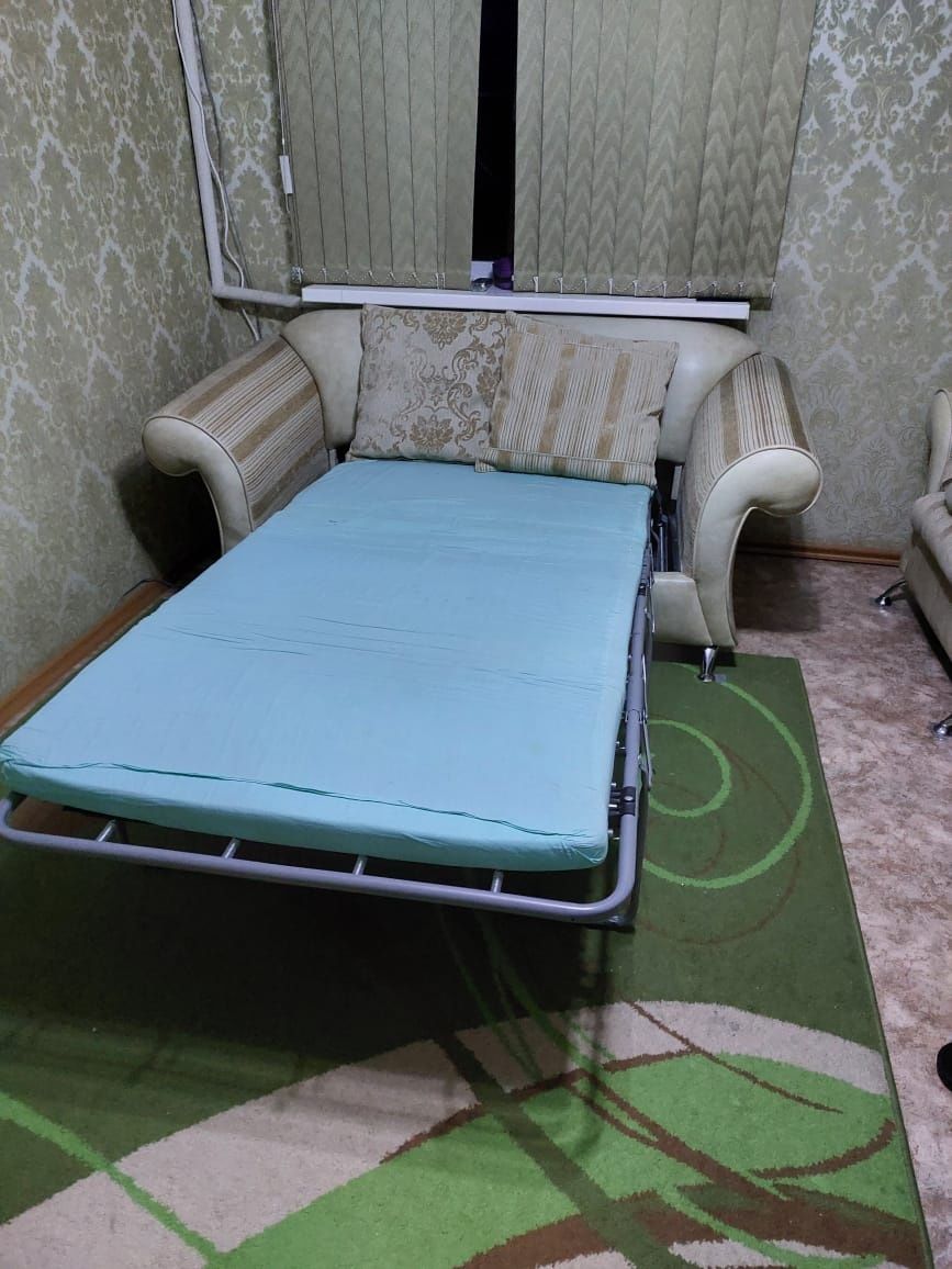 Срочно диван с креслом