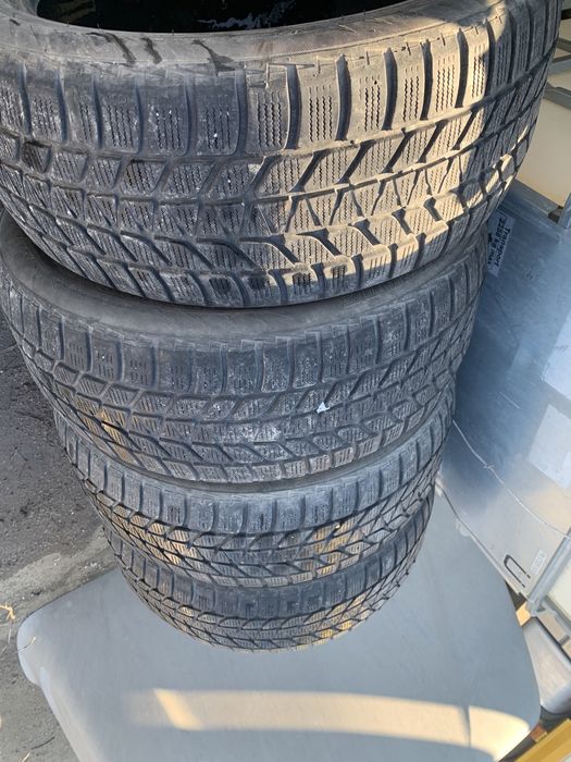 Bridgestone 235/50/19