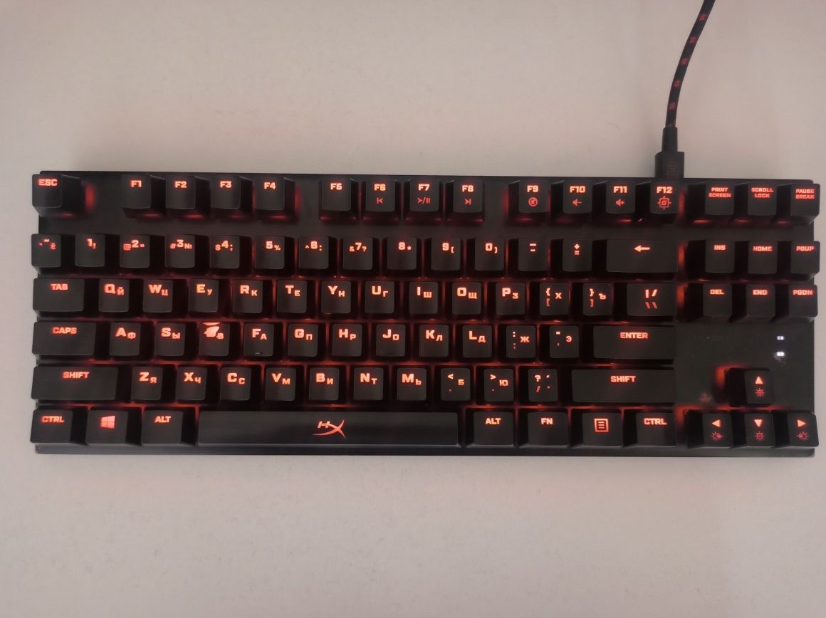 Клавиатура hyperx alloy fps pro