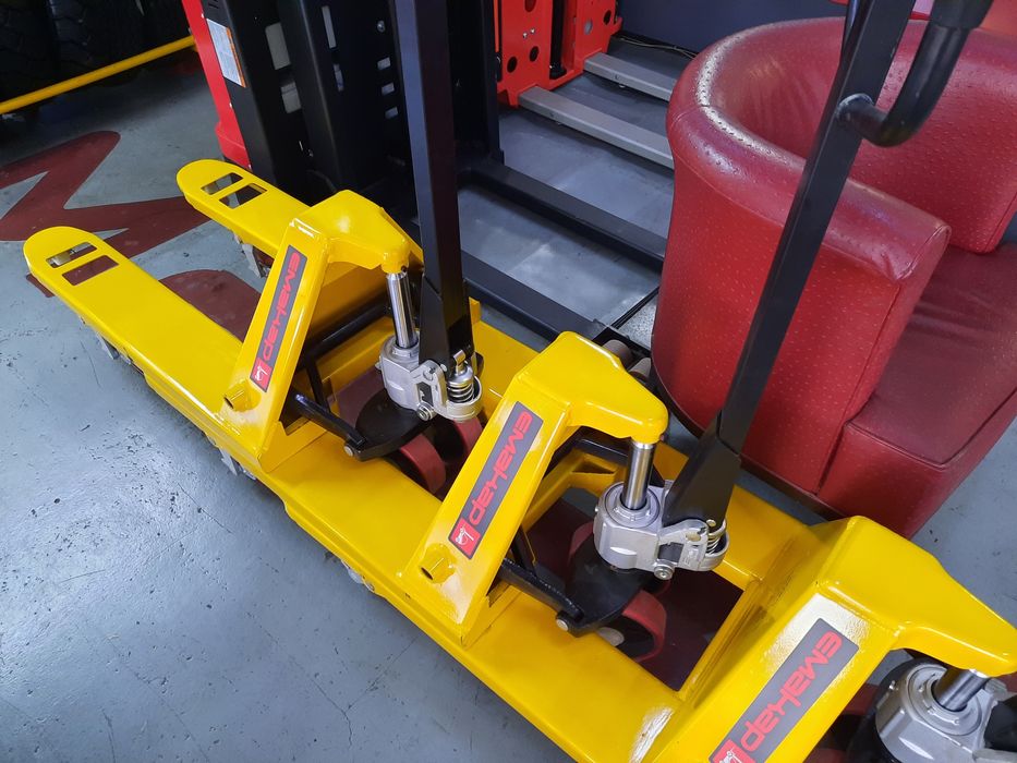 Палетна количка 84см дължина на роговете