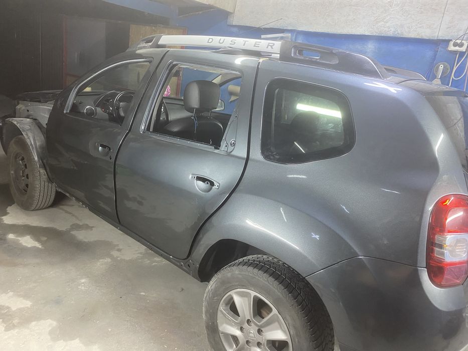 Vopsitorie , tinichigerie auto reparatii auto
