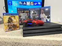 Consolă PlayStation Sony PS4 Pro, 1TB cu 4 jocuri!