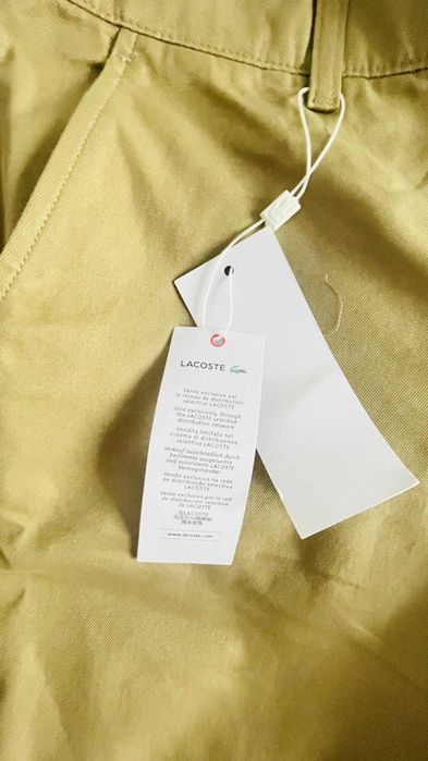 Pantaloni chino Lacoste