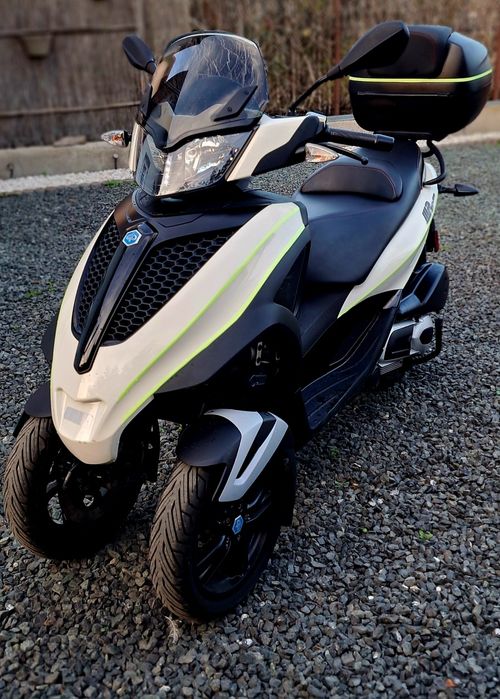 l5e piaggio mp3 LT 300 impecabil 2019 categ B