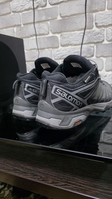 Оригинальные кроссы Salomon