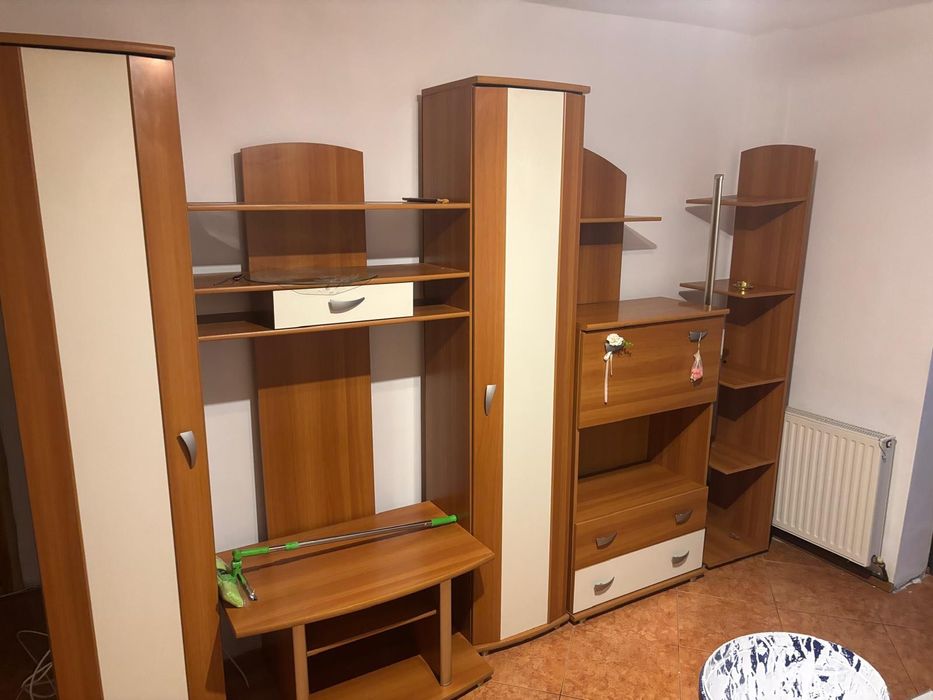 Mobila living foarte buna stare