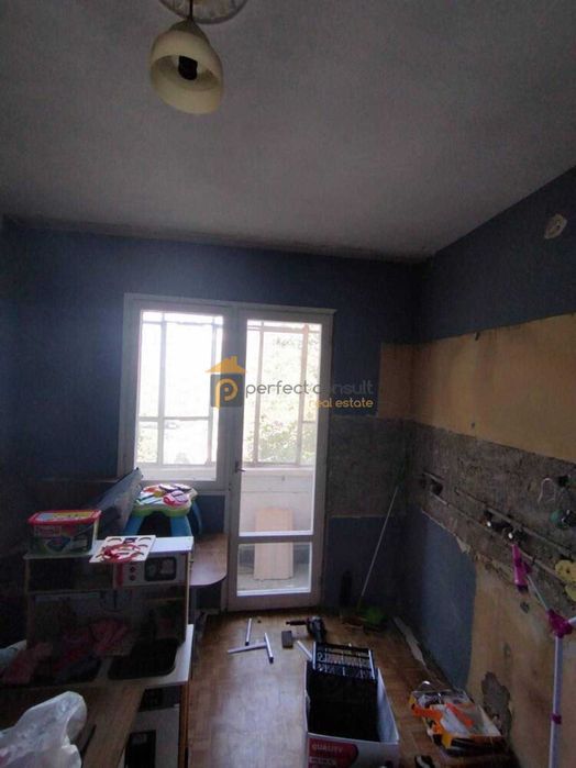 Продава се Тристаен апартамент в Пловдив, Кючук Париж - 64 кв.м за 1610 €/кв.м - Снимка #4