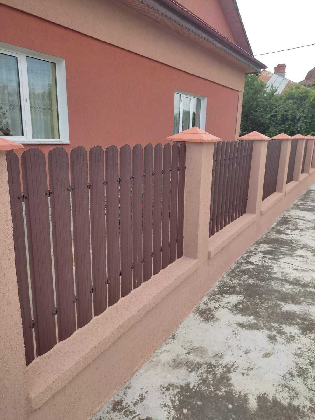 Garduri din sipca metalica si porti de diferite modele si dimensiuni