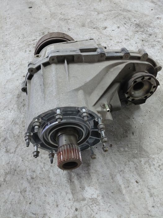 Раздатка за Jeep Grand Cherokee 245j WK1 WH 3.0crd