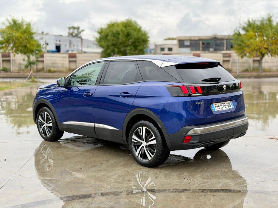 Peugeot 3008 PureTech 130 CP, Allure, Manual