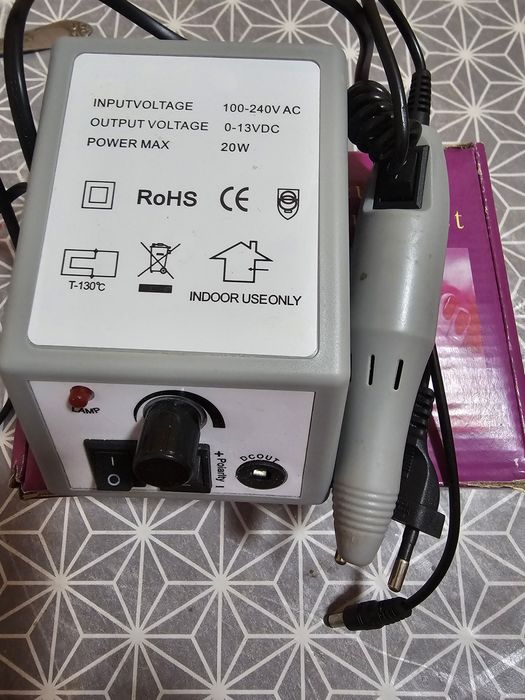 Аппарат для маникюра и педикюра