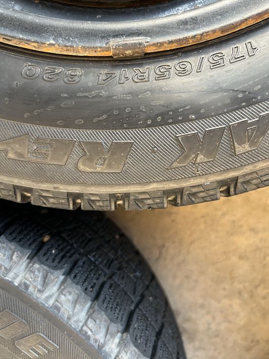 Шины с диском Bridgestone 175/65/14 R