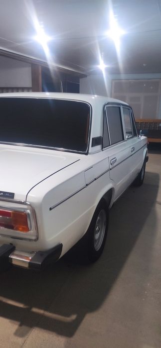 Vaz 2106 sotiladi. 1900 $