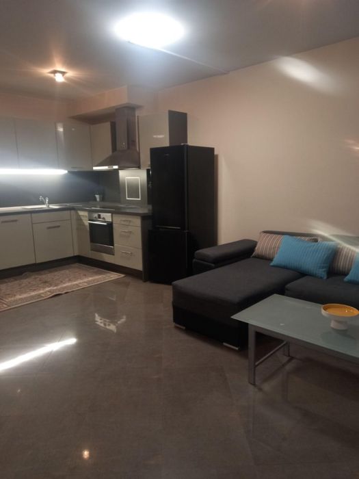 Дава се под наем Тристаен апартамент в София, Витоша - 102 кв.м за 749 € - Снимка #1