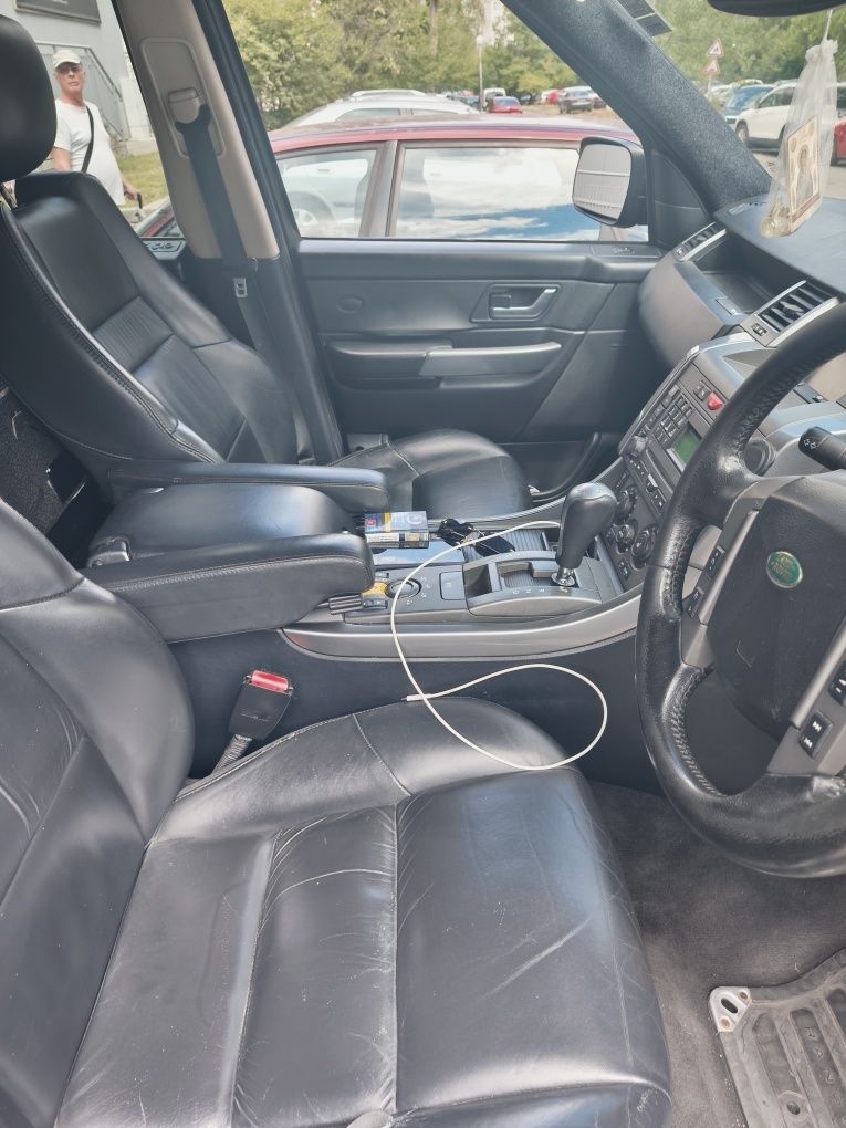 Lend Rover Sport