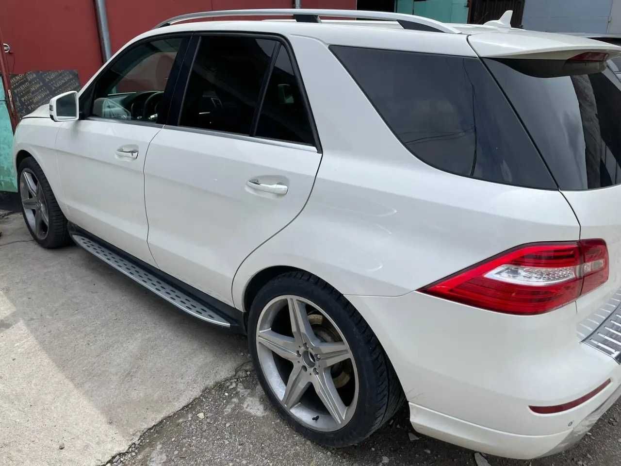ML350 CDI 2012g на части