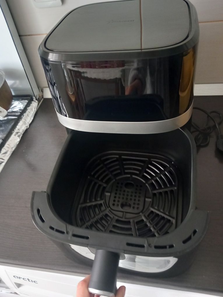 Air fryer - Friteuza digitala cu aer cald STARCREST SFR-5570BK, 1500 W