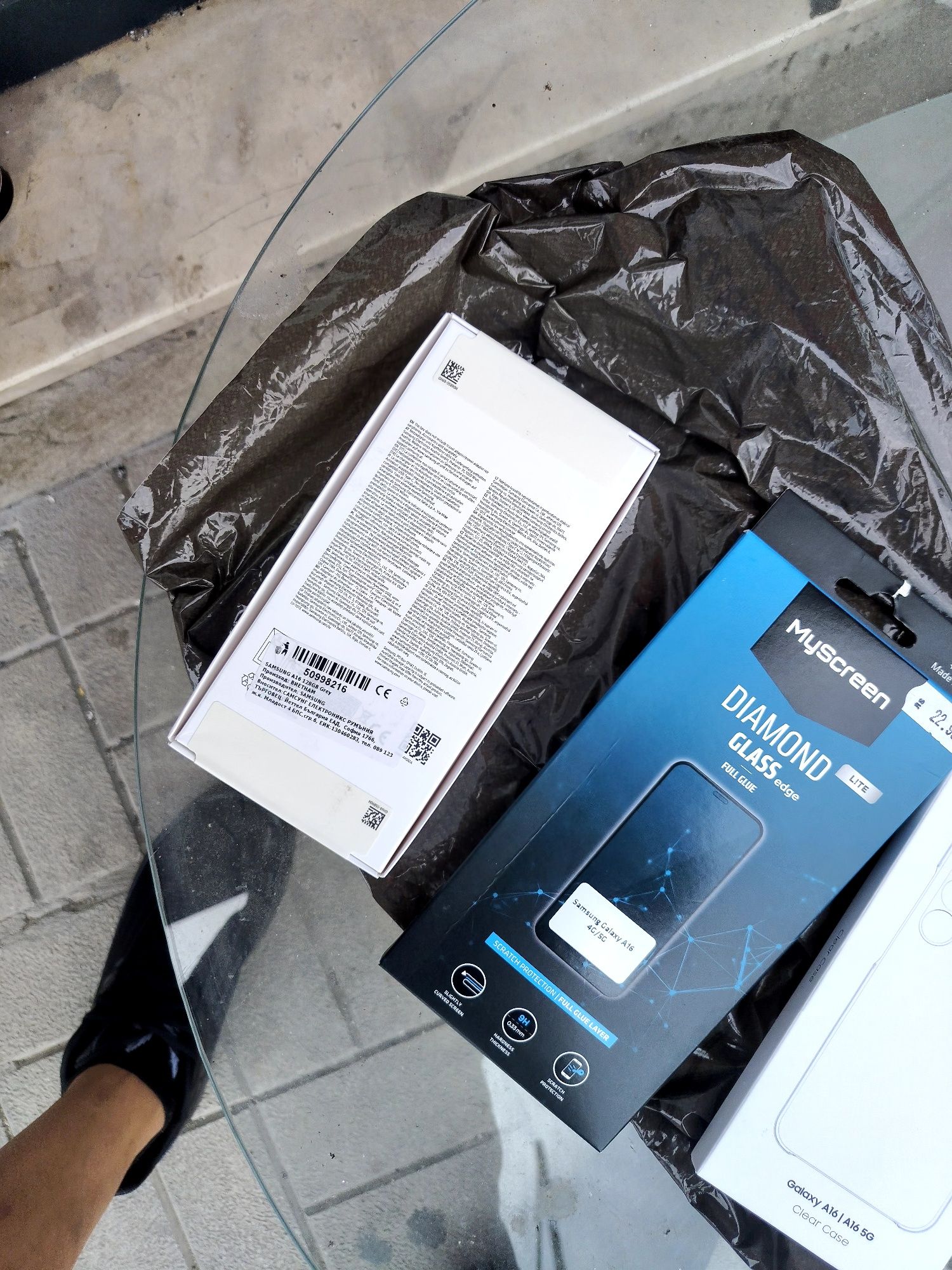 Samsung A16 5G-НОВ+Протектор и Гръб към телефона
