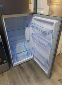 Продается холодильник Beston