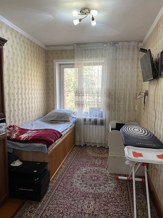 Продаётся 3-х комнатная квартира на ц4 юнусабаде