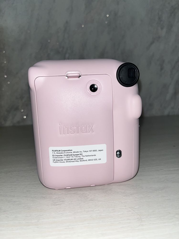 Камера Instax mini 12,неиспользованная
