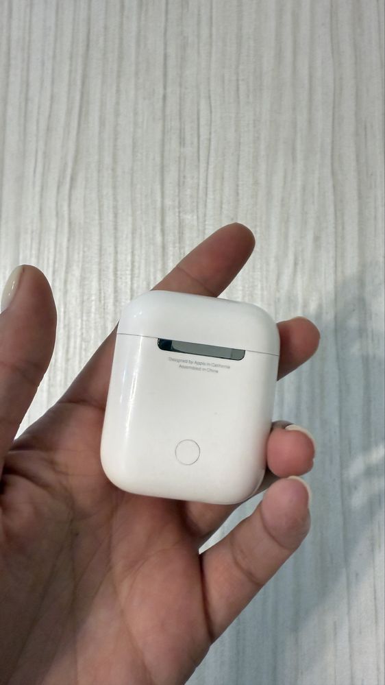 Продам Airpods 2