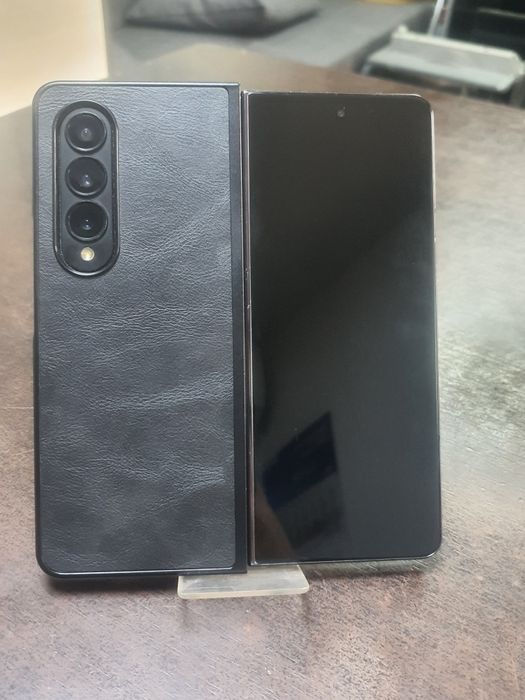 Телефон Samsung Galaxy Z Fold 4 256GB