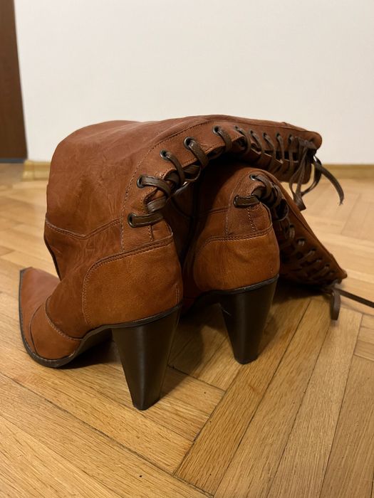 Cizme din piele nr. 39