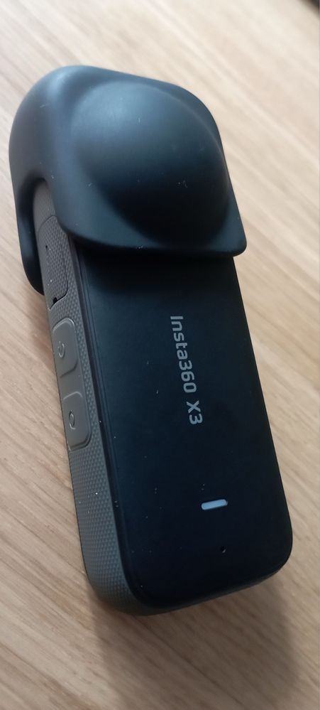 Insta 360 X3 с много аксесоари