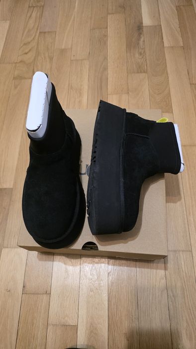 Ugg mini dipper nr 38(24 cm)