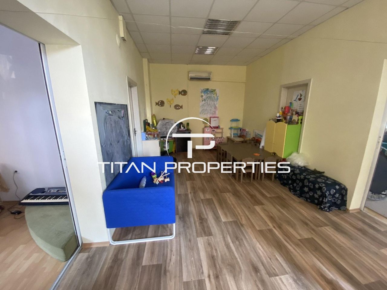 Дава се под наем Офис в Бургас, Център - 100 кв.м за 586.5 € - Снимка #3