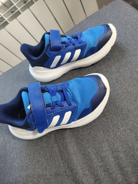 Детски маратонки Adidas 33