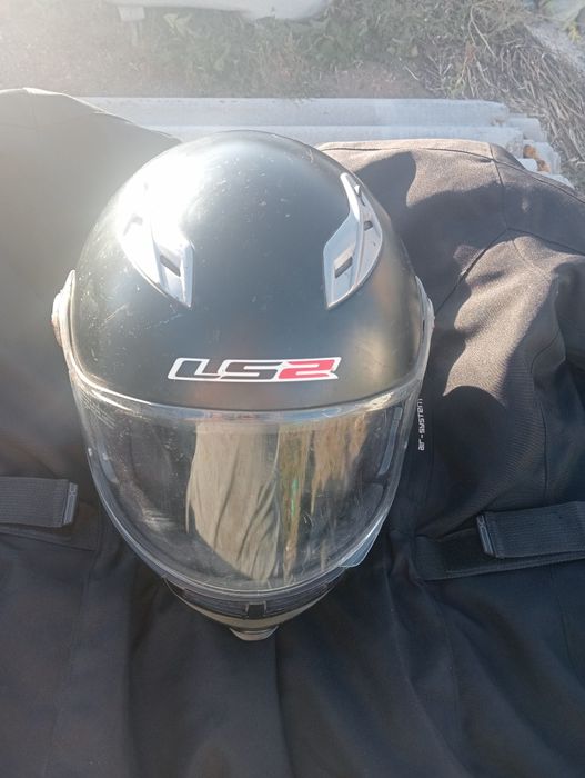 Шлем куртка и обувь мото срочно