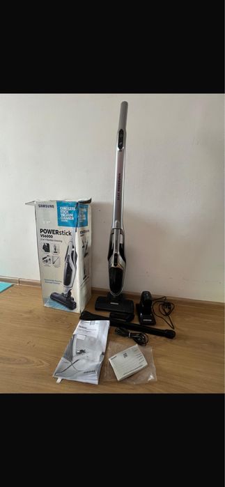 Продается Пылесос рабочии Samsung