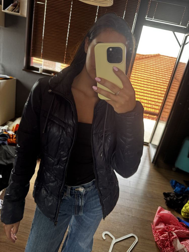 Якета Guess, Armani 30 лв