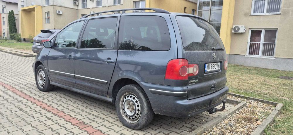 VW Sharan 1.9 TDi 130 Cp 2005 cu 7 Locuri