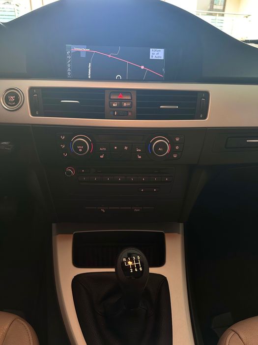 BMW seria 3 E90 Facelift / 320D / 2011 / 184 cai