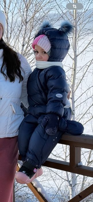 Продаю детский зимний комбинезон