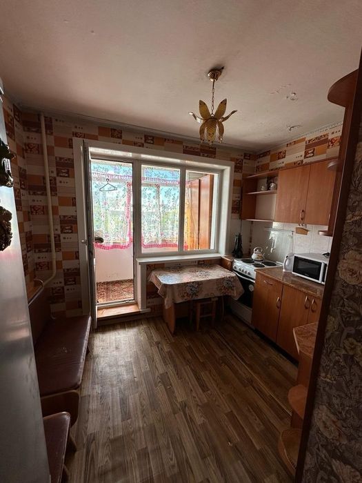 Срочно 1ком.кв.в 19мкр