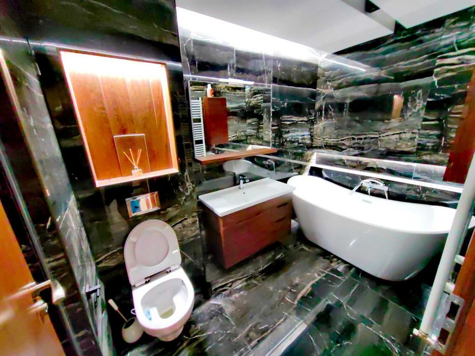 Продава се Тристаен апартамент в София, Люлин 8 - 92 кв.м за 1522 €/кв.м - Снимка #9