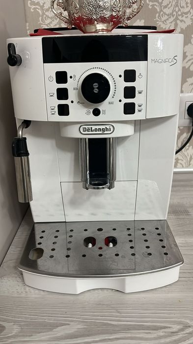 Ofertă! Vând Espressor automat