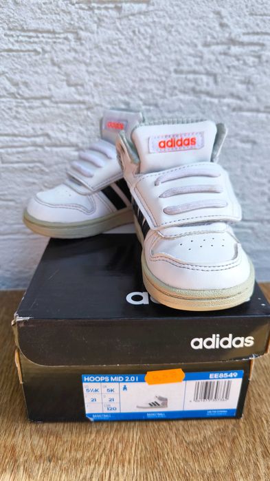 Обувки Adidas 21номер